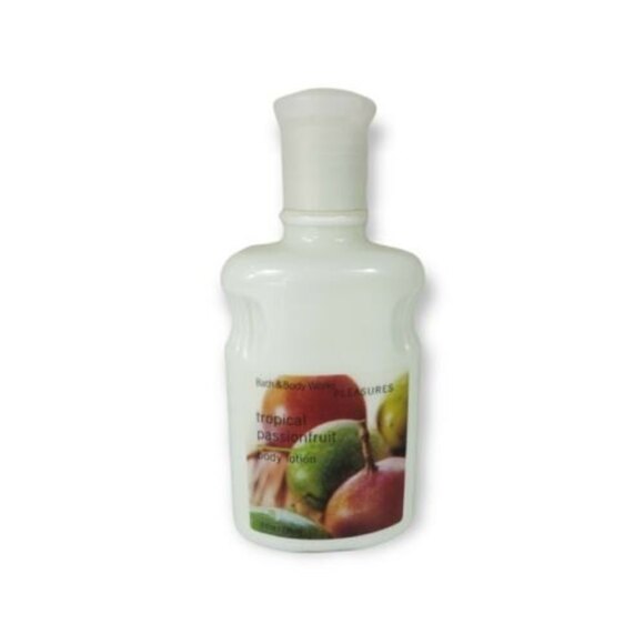 TROPICAL PASSIONFRUIT Body lotion Bath and Body Works discontinued 8 oz